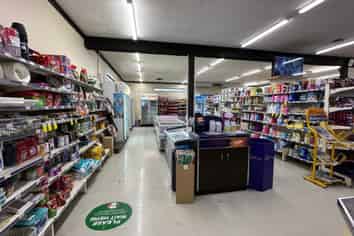 Supermarket-anchored investment