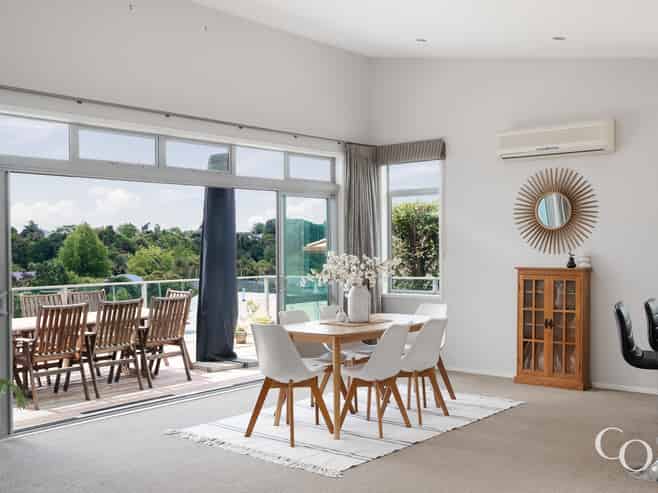 210 Castlewold Drive, Bethlehem