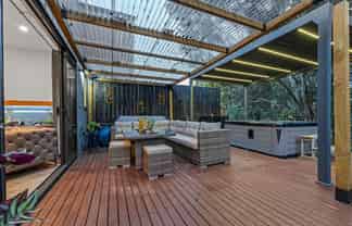 11 Pumau Place, Flat Bush