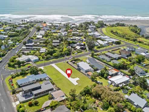 6 Mace Terrace, Oakura