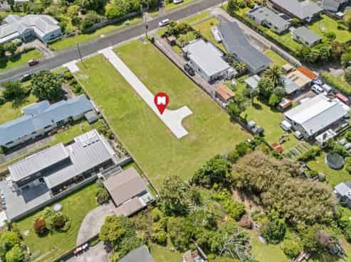 6 Mace Terrace, Oakura