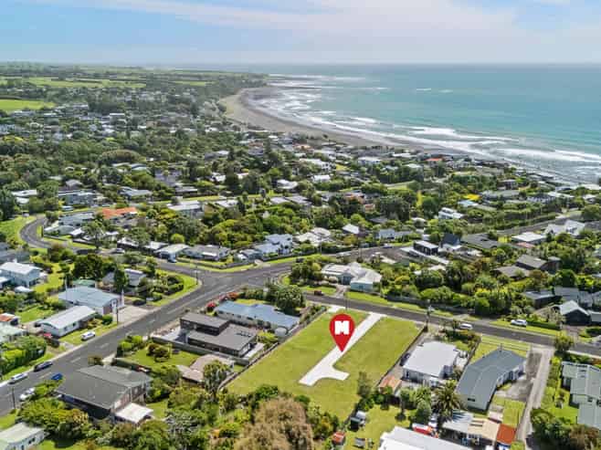 6 Mace Terrace, Oakura