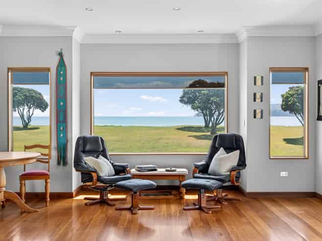 22 Pohutukawa Drive, Mahia