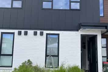 7/27 Main Road, Wainuiomata