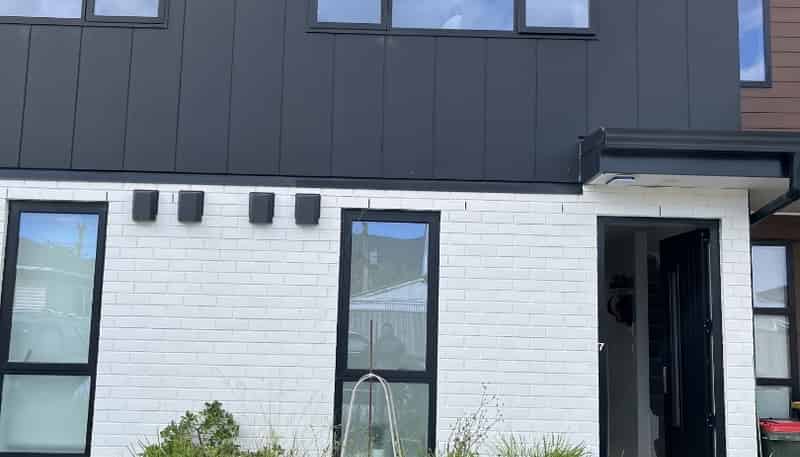 7/27 Main Road, Wainuiomata