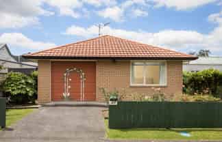 27 Regent Street, Waihi