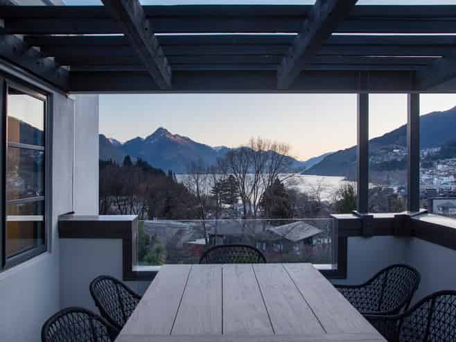 Walter Pea/1 Beetham Street, Queenstown Central