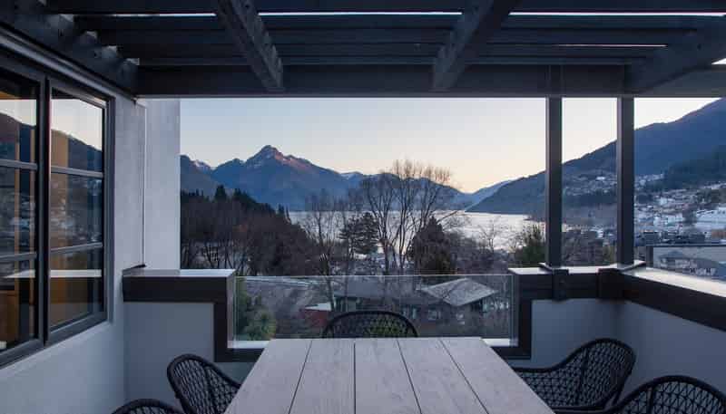 Walter Pea/1 Beetham Street, Queenstown Central