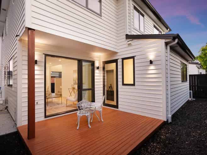 99B Wharf Road, Te Atatu Peninsula