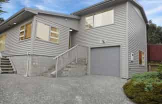 87 Taylor Terrace, Tawa