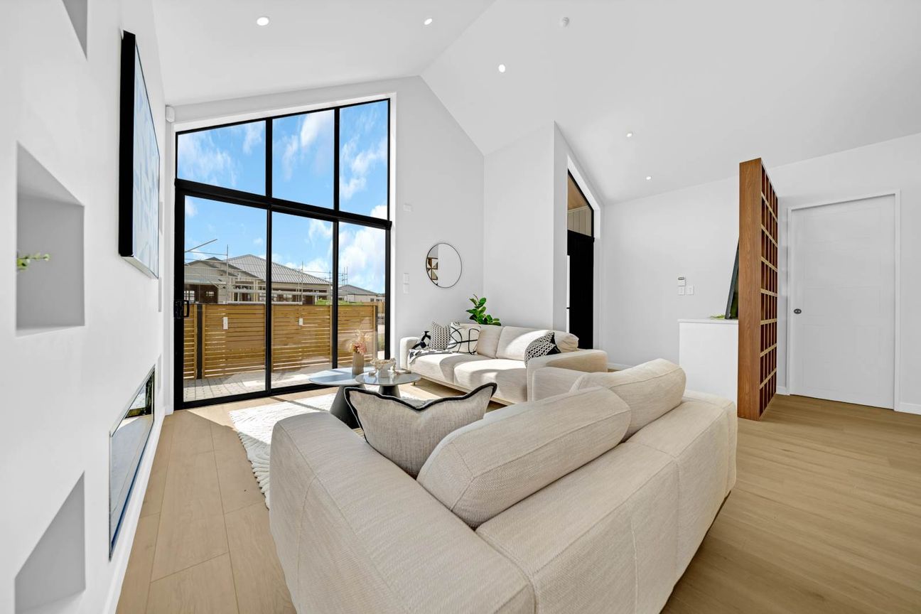 Multigenerational Living, 2 Kitchens & 2 Masters - Ansicht 6