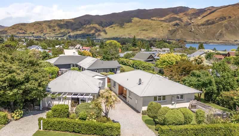 105 Hunter Crescent, Wanaka