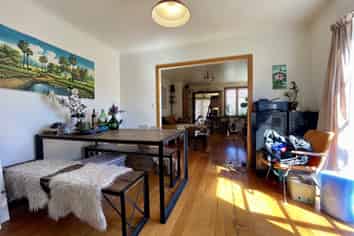 6 Dunkirk Terrace, Mount Albert