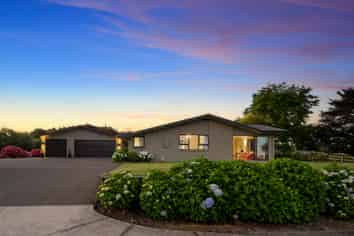 371 Central Road, HAMURANA