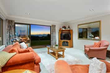 371 Central Road, HAMURANA