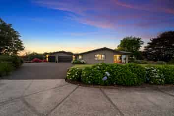 371 Central Road, HAMURANA