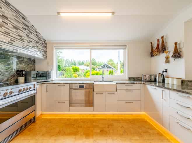 32 Harrison Road, Winchester