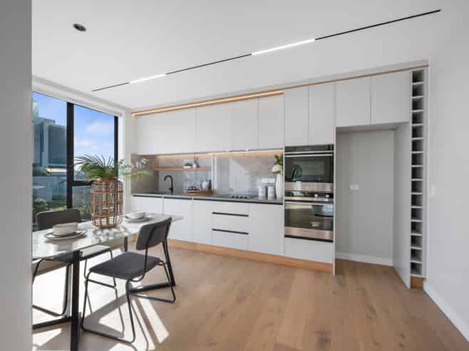 10/12 Burns Avenue, Takapuna