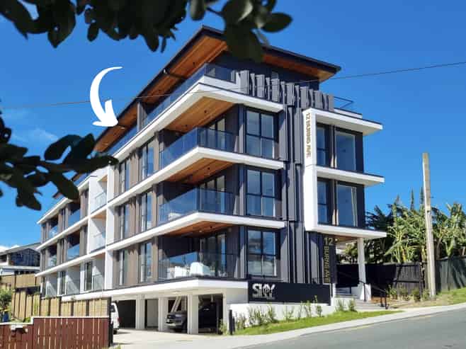 10/12 Burns Avenue, Takapuna