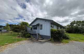 Manawatu / Whanganui - Address withheld