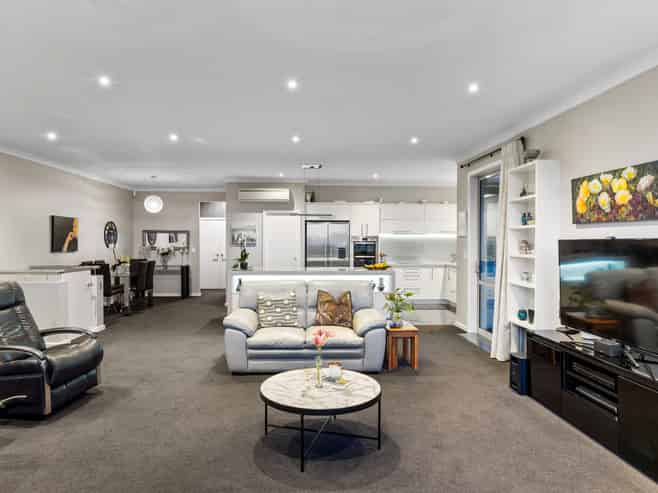 17A Ferguson Avenue, Westshore