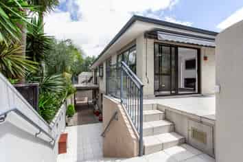 3/3 Belle Vue Avenue, Northcote Point