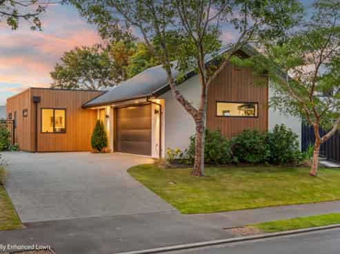 74 Regents Park Drive, Casebrook