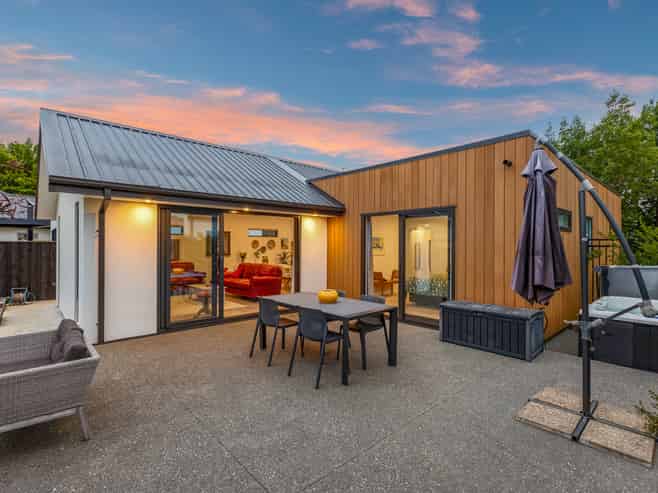 74 Regents Park Drive, Casebrook