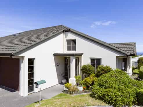 28 Lakeridge Close, Rangatira Park