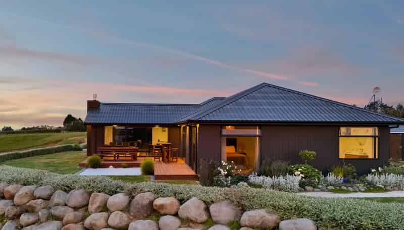 956 Richmond Road, Lepperton