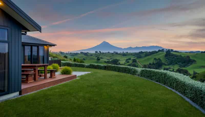 956 Richmond Road, Lepperton