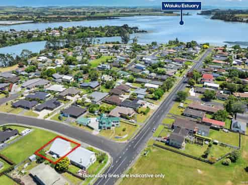 96B  Racecourse Road, Waiuku