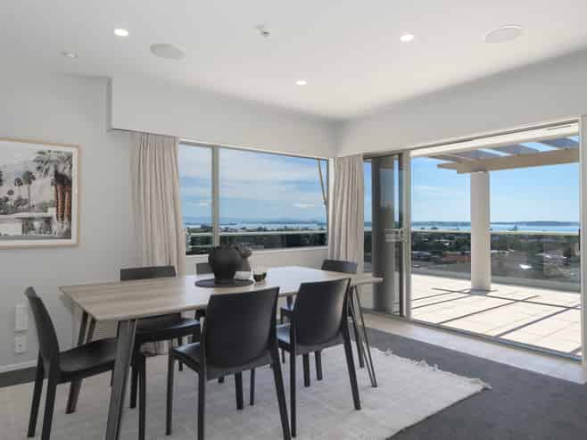 8E Hinewa Road, Otumoetai