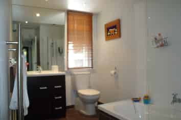 56 Kensington Avenue, Saint Albans