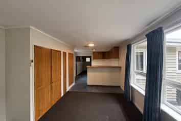 56 Kensington Avenue, Saint Albans