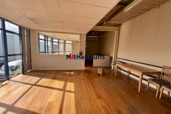 Fantastic Trade Retail Opportunity - Link Drive 