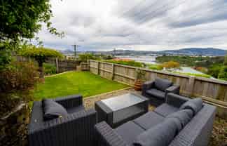 8 Highcliff Road, Andersons Bay