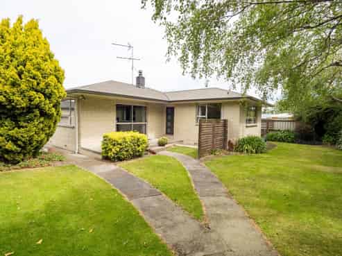 48 Chalmers Avenue, Hampstead