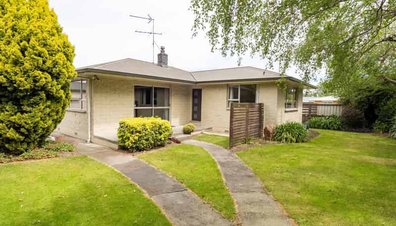 48 Chalmers Avenue, Hampstead