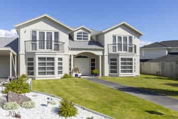 28 Magnolia Rise, Waipahihi