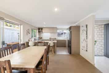 22 Butterworth Crescent, Papamoa Beach