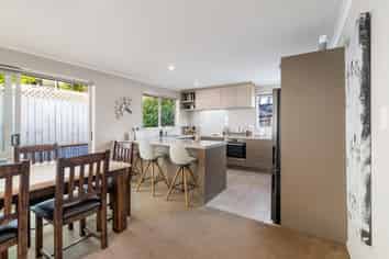 22 Butterworth Crescent, Papamoa Beach