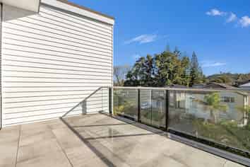 17/11 CARLOS DRIVE, Flat Bush