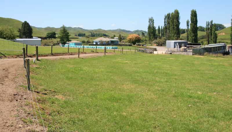 145 Bayly Road, Huinga