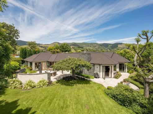 11 Heron Grove, Richmond