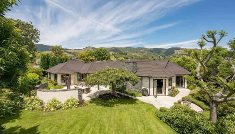 11 Heron Grove, Richmond