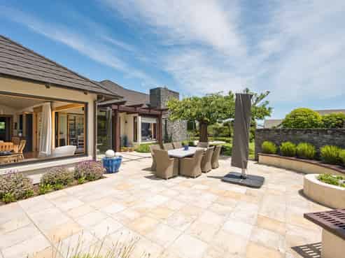 11 Heron Grove, Richmond