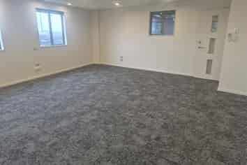 Renovated Industrial Unit – Middleton