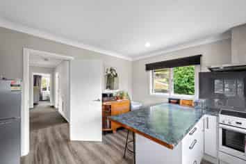 8 Lucas Terrace, Stepneyville