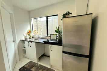 Auckland - Address withheld